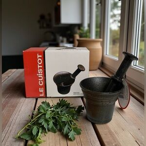 2015 Le Cuistot Mortar and Pestle in Black Cast Iron